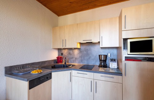Saint-Gervais-les-Bains Apartment | Holiday Studio "Gai Soleil" with Mountain View