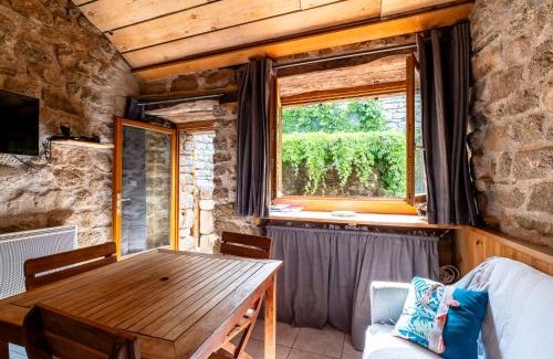 Sainte-Marguerite-Lafigere House | Holiday Home Chassezac by Interhome