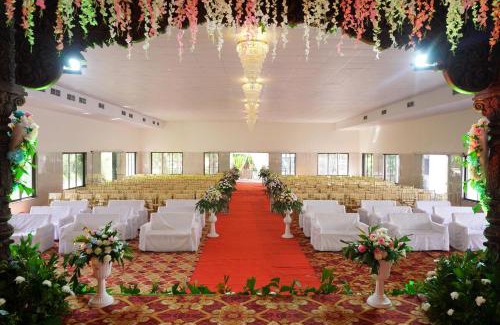 Parbhani Resort | Holiday Fun Park and Resort