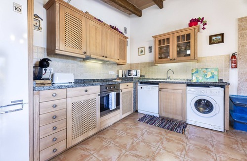 Ses Salines House | Holiday Home 'Buganvilla Es Trenc' with Private Pool, Wi-Fi and Air Conditioning