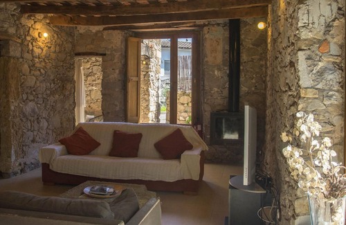 Les Planes d'Hostoles House | Holiday house Les Planes d'Hostoles for 1 - 10 persons with 5 bedrooms - Holiday house