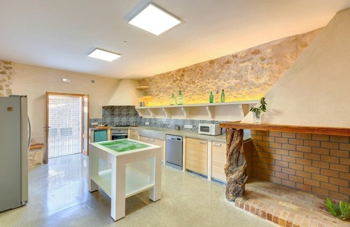 Vilafranca de Bonany House | Holiday house Vilafranca de Bonany for 1 - 12 persons with 6 bedrooms - Holiday home