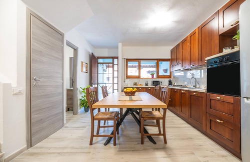 San Giovanni Suergiu House | Holiday Home 'Elifra' with Private Terrace, Private Garden and Balcony