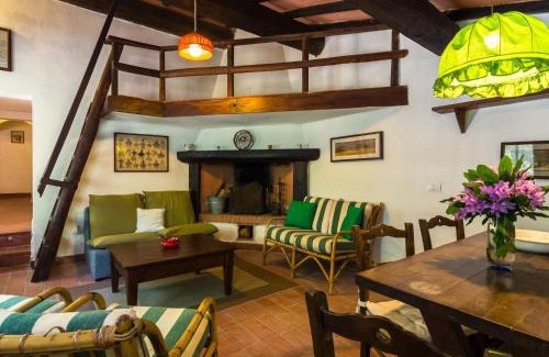 San Marcello Piteglio House | Holiday Home in Migliorini with Pool & Nature