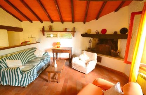 San Marcello Piteglio House | Holiday home with shared pool