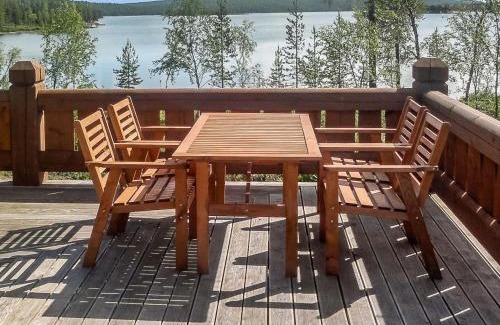 Inari House | Holiday Home Aamunkoi by Interhome