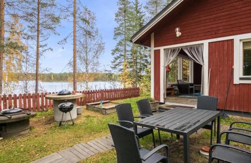 Lotjola House | Holiday Home Aamuntorkku by Interhome