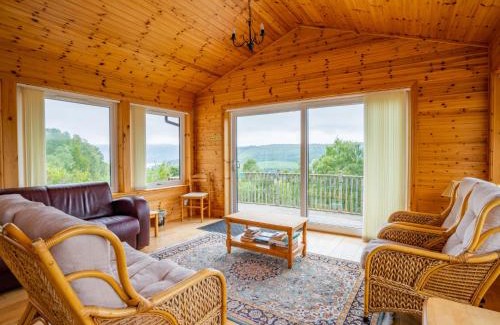 East Lewiston House | Holiday Home Achmony Number 7 by Interhome