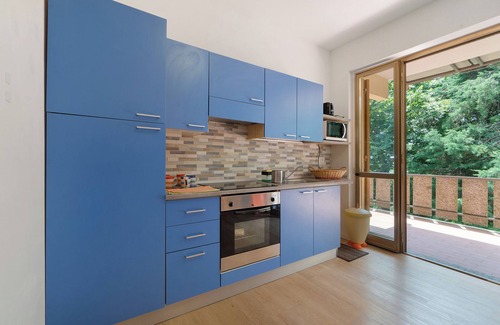 Canova House | Holiday Home 'Acqua' with Sea View, Wi-Fi and Air Conditioning