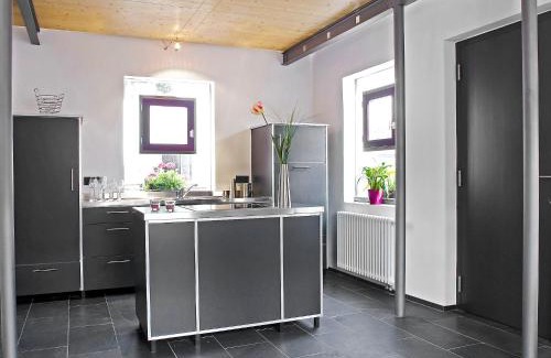 Huefingen House | Holiday Home Albergo Centro by Interhome