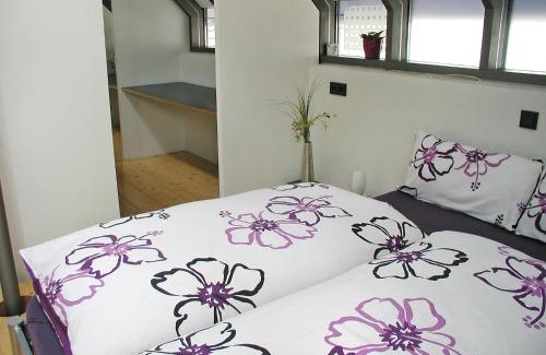 Huefingen House | Holiday Home Albergo Centro by Interhome