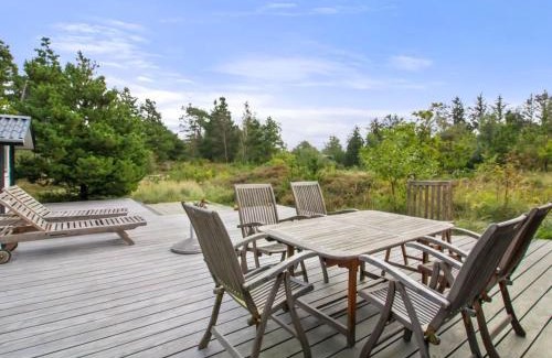 Henne House | Holiday Home Aleko - 2-5km from the sea by Interhome