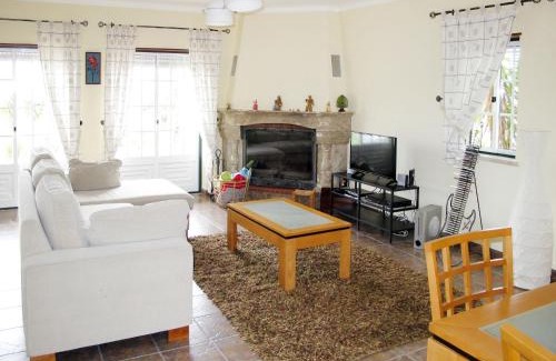 Torres Vedras House | Holiday Home All Welcome - TOV120 by Interhome