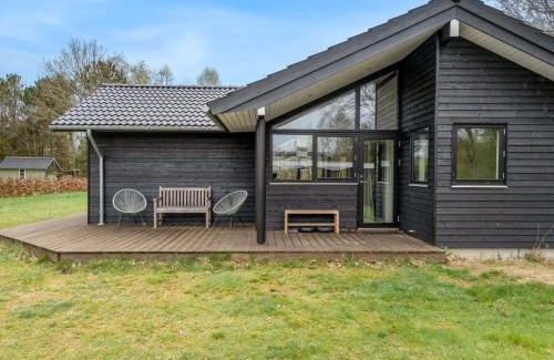 Hou House | Holiday Home Angelie - from the sea by Interhome
