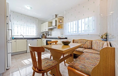 Segur de Calafell House | Holiday Home 'Anglada' with Sea View, Private Pool and Air Conditioning