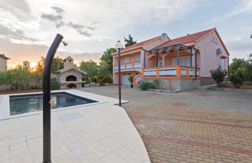 Dracevac Ninski House | Holiday Home Antonio