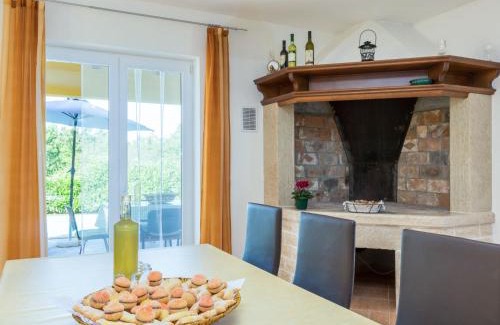 Pican House | Holiday Home Antoni by Interhome