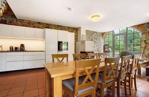 Malschwitz House | Holiday Home 'Apfelscheune Cannewitz with Private Pool, Garden and Wi-Fi