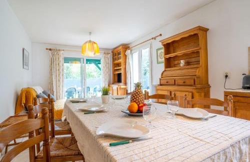 Saint-Pee-sur-Nivelle House | Holiday Home Arditea by Interhome