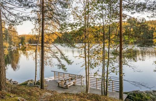 Lotjola House | Holiday Home Aurinkorinne by Interhome
