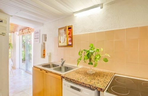 Berre-des-Alpes House | Holiday Home Berre-les-Alpes near Nice