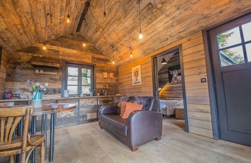 Ferrieres House | Holiday home 'Be Chalet' in the heart of nature in Ferrieres