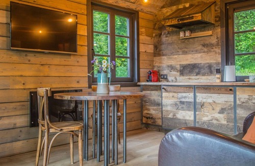 Ferrieres House | Holiday home 'Be Chalet' in the heart of nature in Ferrieres