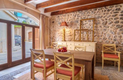 Mancor de la Vall House | Holiday Home Biniarroi Charm & Quality by Interhome