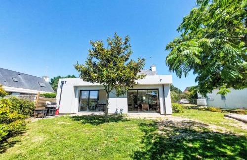 Saint-Philibert House | Holiday Home Bon Port by Interhome
