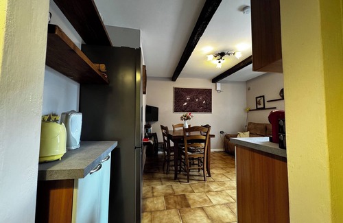 San Miniato Apartment | Holiday Home Butterfly (Ground Floor) Deep Tuscan Countryside