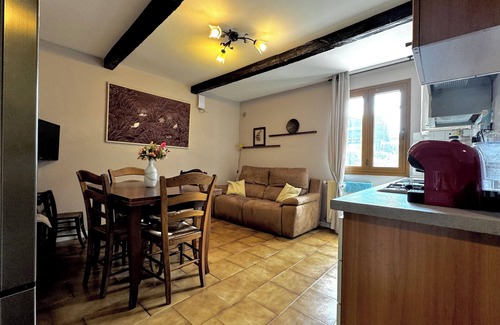 San Miniato Apartment | Holiday Home Butterfly (Ground Floor) Deep Tuscan Countryside