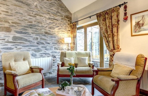 Cilmeri House | Holiday Home Bwthyn Bach by Interhome