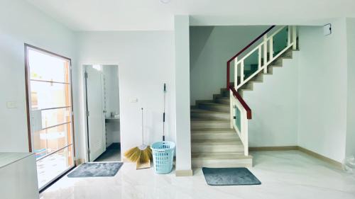 Nong Pa Khrang Villa | Holiday Home By Lucky