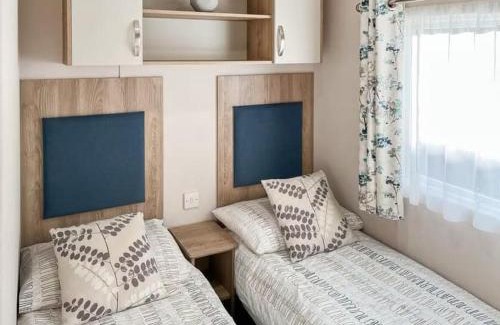 Knaresborough Apartment | Holiday home by the river Nidd N27
