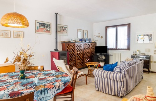 Giglio Porto House | Holiday Home "Casa Luz" close to the Sea with Private Terrace