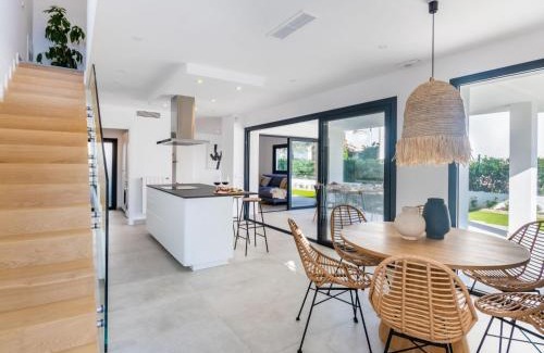 es Bacares House | Holiday Home Ca na Cati by Interhome