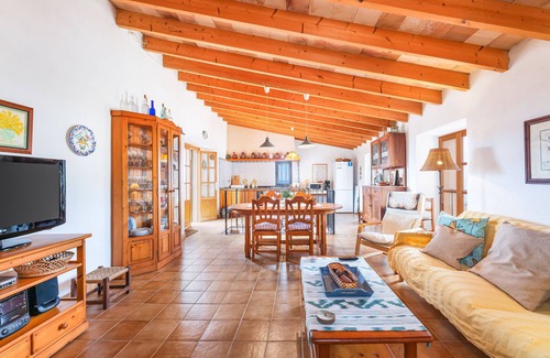 Banyalbufar House | Holiday Home 'Ca Sa Padrina' with Sea View, Private Terrace and Wi-Fi