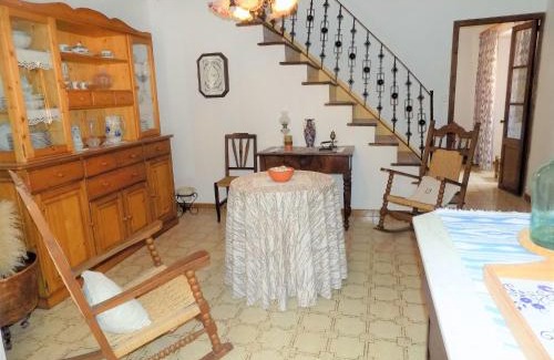 Banyalbufar House | Holiday Home Ca sa padrina by Interhome