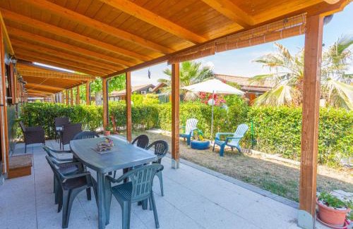 Torino di Sangro House | Holiday Home Camping Green House Village by Interhome