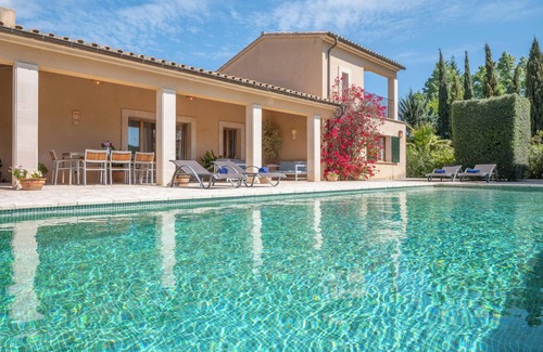 Pollensa Villa | Holiday Home "Can Mares" with Mountain View, Pool, Air Conditioning & Garden