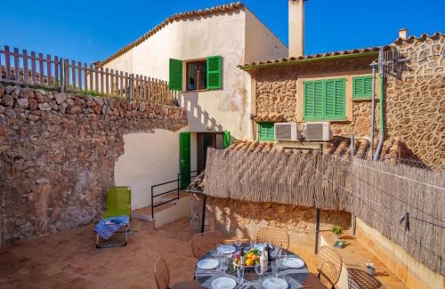 Banyalbufar House | Holiday Home Can Masset by Interhome