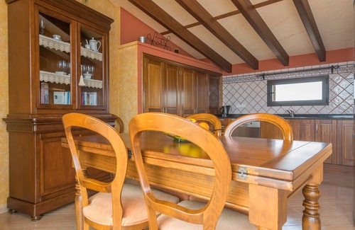 Sineu House | Holiday Home 'Can Nadal - Adults Only' with Mountain View, Wi-Fi and Air Conditioning