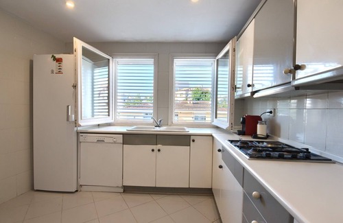 Begur House | Holiday Home 'Can Quintaneta' with Private Terrace, Balcony and Wi-Fi