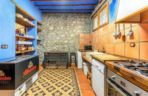 Guadix House | Holiday Home 'Casa Cortijo La Tala' with Mountain View, Private Pool and Wi-Fi