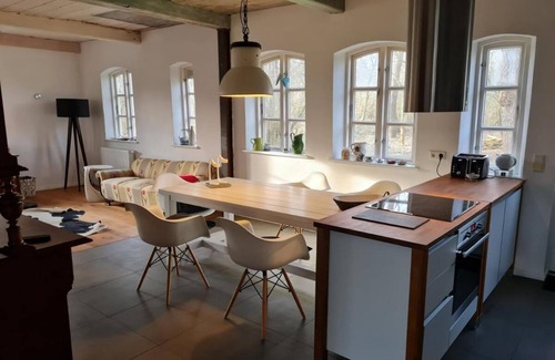 Neukirchen/Erzgeb House | Holiday Home 'Casa Del Norte' with Private Garden and Wi-Fi