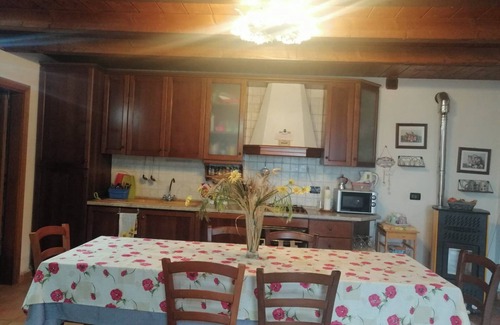 Tolentino House | Holiday Home "Casa degli Ulivi" with Private Pool and Wi-Fi