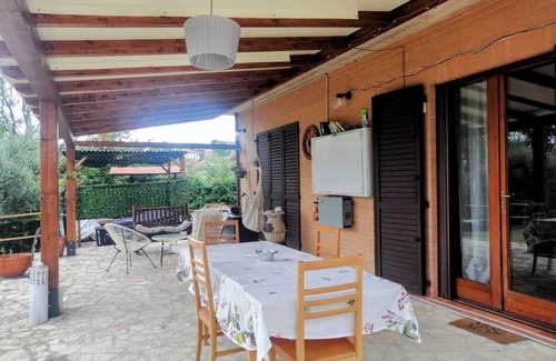 Tolentino House | Holiday Home "Casa degli Ulivi" with Private Pool and Wi-Fi