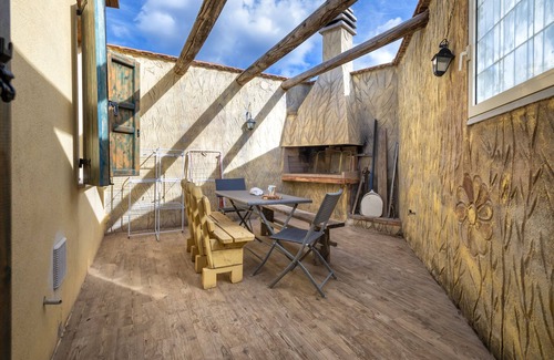 Sorso House | Holiday Home 'Casa del Pastore' with Terrace and Wi-Fi