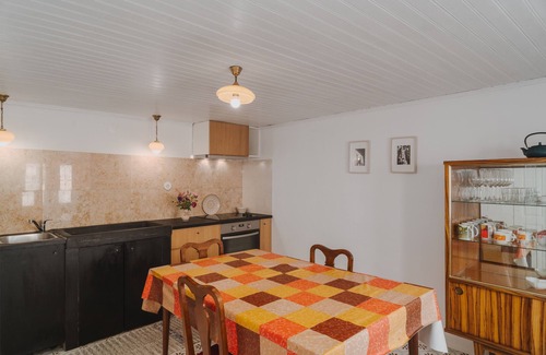 Avintes House | Holiday Home 'Casa Do Mestrinho 2' with Balcony and Wi-Fi