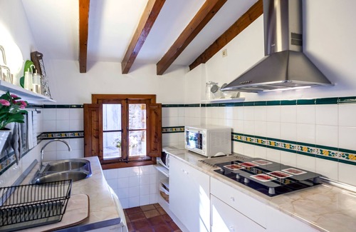S'Arxiduc Apartment | Holiday Home “Casa Macarena” with Terraces, Mountain View & WiFi; Parking Available in the Street